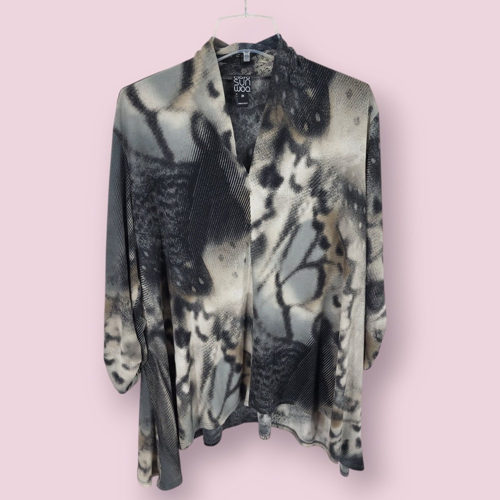 Clara Sun Woo Top 2X Dark‎ Gothic Abstract V-Neck Sharkbite Hem Artsy Capsule